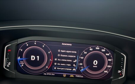 Volkswagen Tiguan II, 2020 год, 3 000 000 рублей, 22 фотография