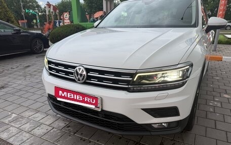 Volkswagen Tiguan II, 2020 год, 3 000 000 рублей, 19 фотография