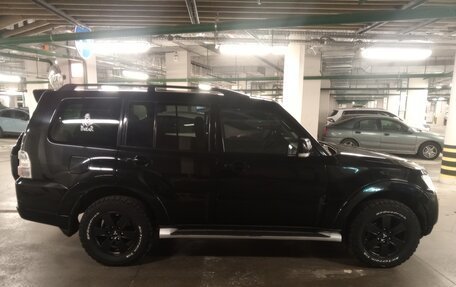 Mitsubishi Pajero IV, 2015 год, 2 490 000 рублей, 7 фотография