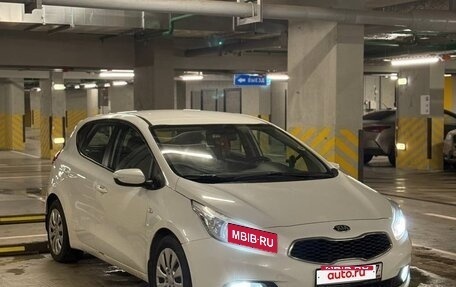 KIA cee'd III, 2015 год, 995 000 рублей, 1 фотография