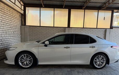 Toyota Camry, 2019 год, 3 550 000 рублей, 2 фотография