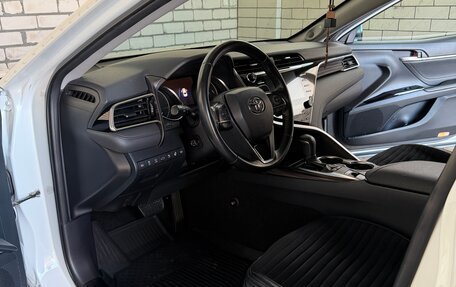 Toyota Camry, 2019 год, 3 550 000 рублей, 21 фотография