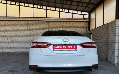 Toyota Camry, 2019 год, 3 550 000 рублей, 8 фотография