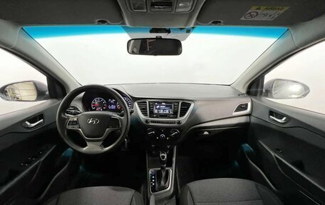 Hyundai Solaris II рестайлинг, 2021 год, 1 050 000 рублей, 14 фотография