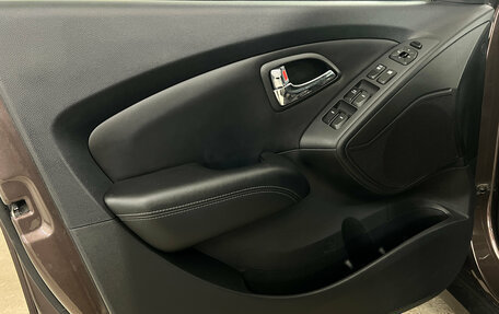 Hyundai ix35 I рестайлинг, 2013 год, 1 349 000 рублей, 26 фотография