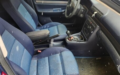 Audi A4, 1998 год, 235 000 рублей, 5 фотография