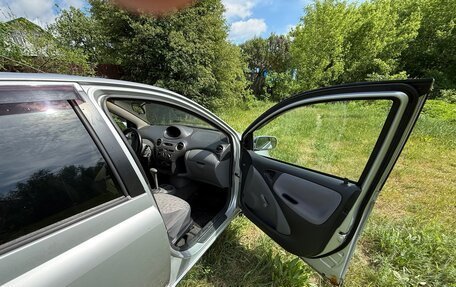 Toyota Echo, 2000 год, 240 000 рублей, 9 фотография
