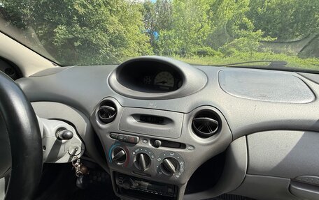 Toyota Echo, 2000 год, 240 000 рублей, 17 фотография