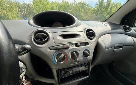 Toyota Echo, 2000 год, 240 000 рублей, 36 фотография