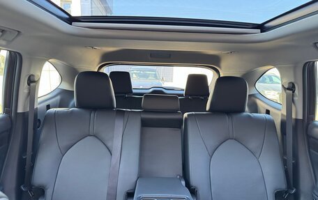Toyota Highlander, 2026 год, 4 990 000 рублей, 17 фотография