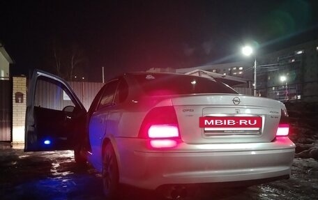 Opel Vectra B рестайлинг, 2000 год, 200 000 рублей, 2 фотография