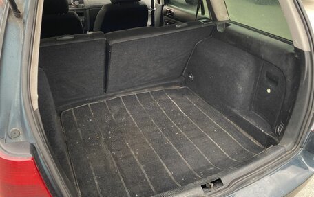 Volkswagen Golf IV, 2002 год, 280 000 рублей, 34 фотография