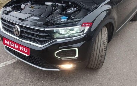 Volkswagen T-Roc I, 2019 год, 2 000 000 рублей, 13 фотография