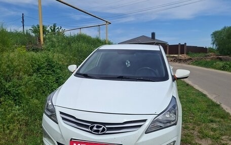 Hyundai Solaris II рестайлинг, 2016 год, 910 000 рублей, 1 фотография