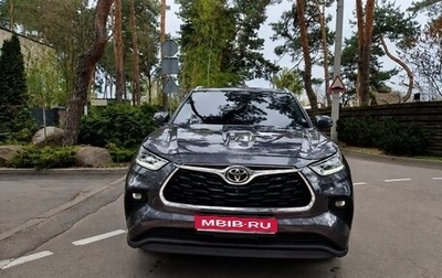 Toyota Highlander, 2020 год, 5 300 000 рублей, 1 фотография