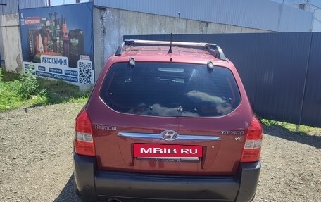 Hyundai Tucson III, 2006 год, 750 000 рублей, 3 фотография