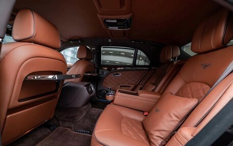 Bentley Mulsanne II, 2014 год, 7 300 000 рублей, 31 фотография