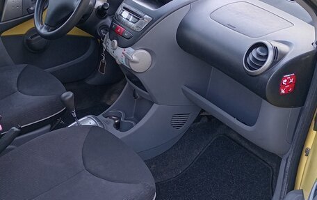 Peugeot 107 I рестайлинг, 2010 год, 345 000 рублей, 15 фотография