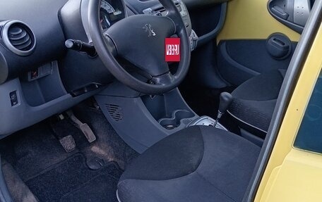 Peugeot 107 I рестайлинг, 2010 год, 345 000 рублей, 13 фотография
