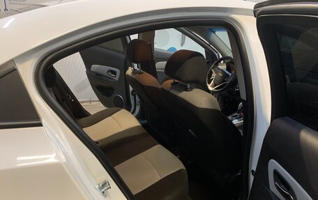 Chevrolet Cruze II, 2013 год, 840 000 рублей, 14 фотография