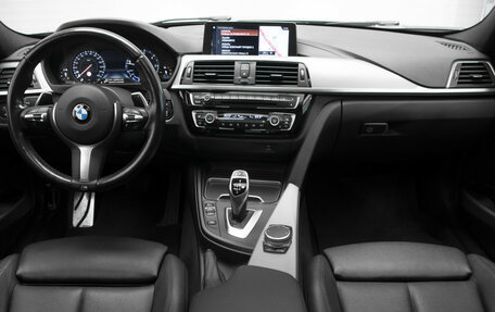 BMW 3 серия, 2018 год, 2 849 000 рублей, 9 фотография