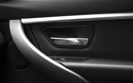 BMW 3 серия, 2018 год, 2 849 000 рублей, 28 фотография