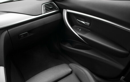 BMW 3 серия, 2018 год, 2 849 000 рублей, 27 фотография