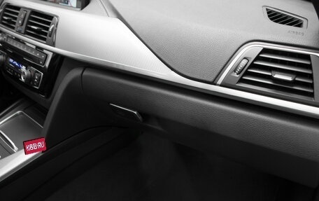 BMW 3 серия, 2018 год, 2 849 000 рублей, 33 фотография