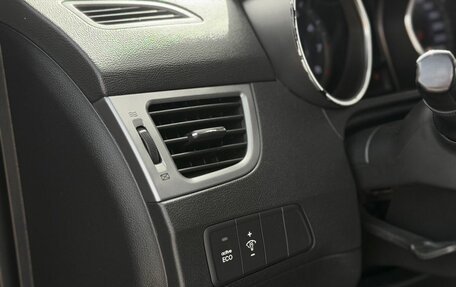 Hyundai Avante, 2011 год, 1 050 000 рублей, 29 фотография