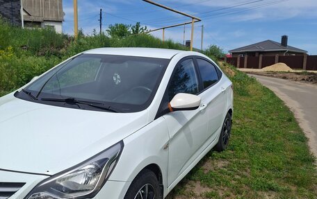 Hyundai Solaris II рестайлинг, 2016 год, 910 000 рублей, 2 фотография