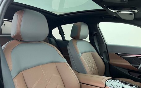 BMW 5 серия, 2025 год, 10 170 000 рублей, 15 фотография