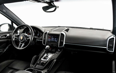 Porsche Cayenne III, 2015 год, 3 199 000 рублей, 13 фотография