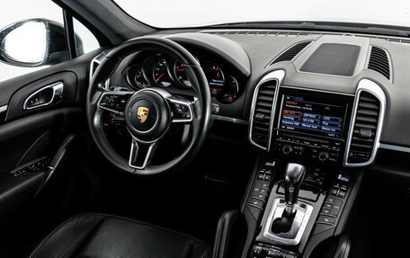 Porsche Cayenne III, 2015 год, 3 199 000 рублей, 19 фотография