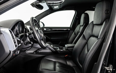 Porsche Cayenne III, 2015 год, 3 199 000 рублей, 28 фотография