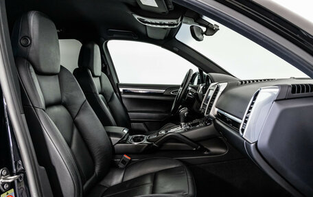 Porsche Cayenne III, 2015 год, 3 199 000 рублей, 29 фотография