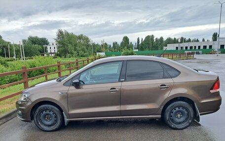 Volkswagen Polo VI (EU Market), 2017 год, 1 000 000 рублей, 3 фотография