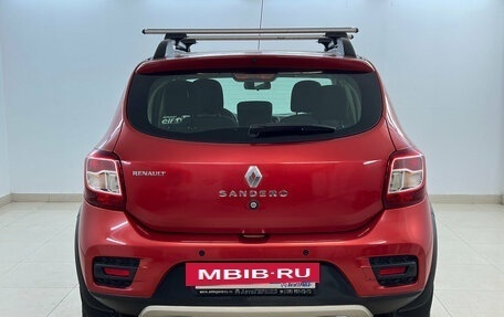 Renault Sandero II рестайлинг, 2018 год, 1 050 000 рублей, 3 фотография