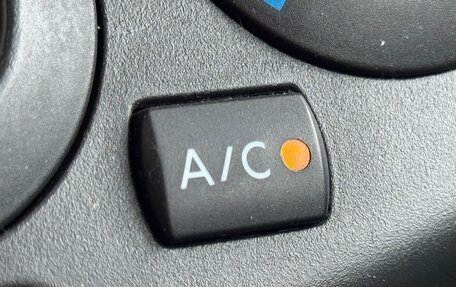 Nissan Micra III, 2006 год, 450 000 рублей, 11 фотография