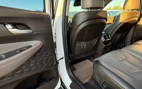 Hyundai Santa Fe IV, 2018 год, 3 120 000 рублей, 13 фотография