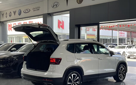Volkswagen Tharu, 2023 год, 1 460 000 рублей, 6 фотография