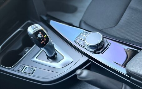 BMW 3 серия, 2018 год, 2 900 000 рублей, 16 фотография