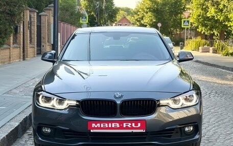 BMW 3 серия, 2018 год, 2 900 000 рублей, 2 фотография