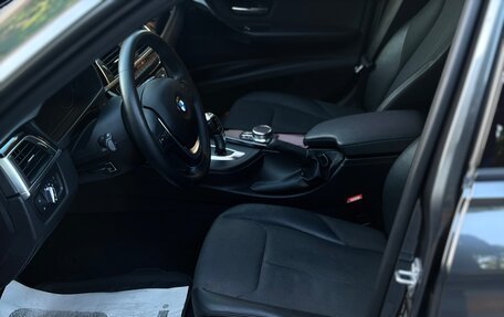 BMW 3 серия, 2018 год, 2 900 000 рублей, 17 фотография