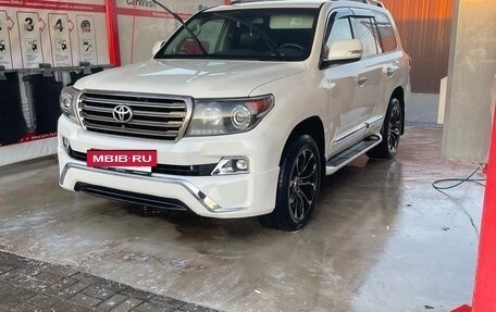 Toyota Land Cruiser 200, 2013 год, 3 600 000 рублей, 8 фотография