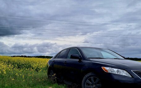 Toyota Camry, 2007 год, 730 000 рублей, 2 фотография