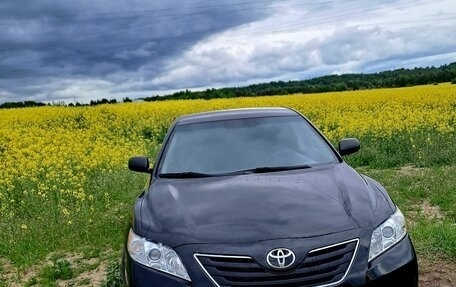 Toyota Camry, 2007 год, 730 000 рублей, 3 фотография