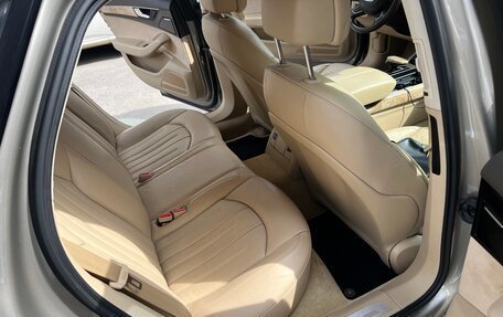 Audi A8, 2010 год, 1 450 000 рублей, 11 фотография