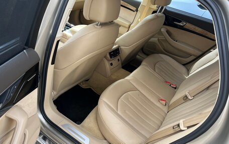 Audi A8, 2010 год, 1 450 000 рублей, 10 фотография