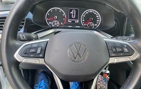 Volkswagen Polo VI (EU Market), 2022 год, 1 980 000 рублей, 4 фотография