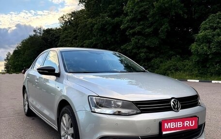 Volkswagen Jetta VI, 2013 год, 1 249 000 рублей, 1 фотография